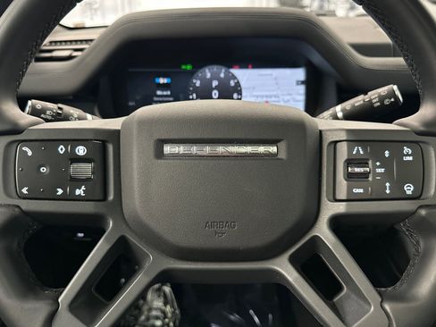 Used 2025 Land Rover Defender 110 S image 18