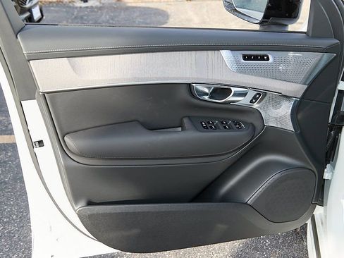 New 2026 Volvo XC90 B6 Ultra w/ Lounge Package image 10
