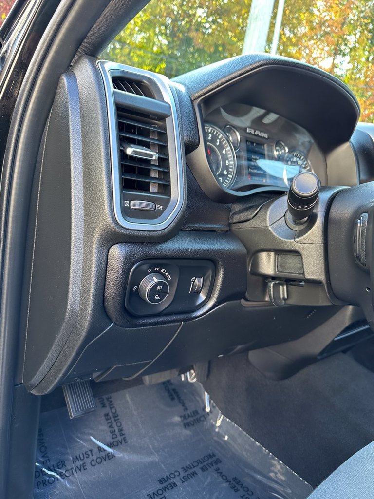 Used 2024 RAM 2500 Big Horn w/ Bed Utility Group AWD/4WD image 14