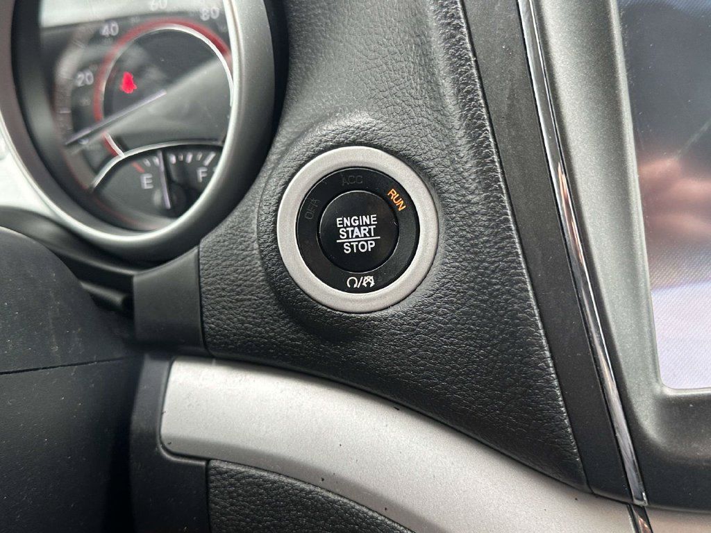 Used 2018 Dodge Journey GT w/ Driver Convenience Group AWD/4WD image 32