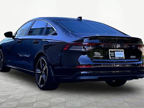 Used 2024 Honda Accord Sport image 12