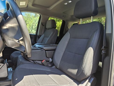 Used 2020 Chevrolet Silverado 2500 LT AWD/4WD image 11