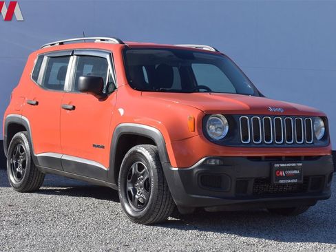 Used 2017 Jeep Renegade Sport image 1