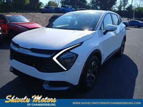 Used 2023 Kia Sportage EX FWD image 1