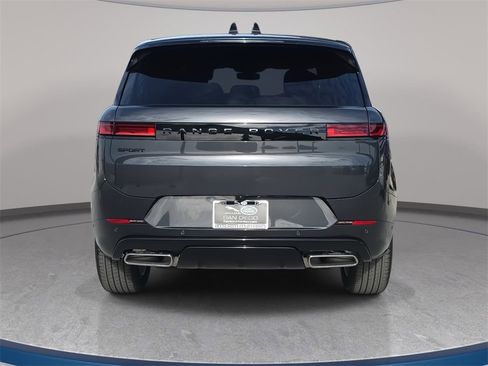 New 2026 Land Rover Range Rover Sport Dynamic SE image 6