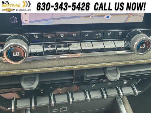 New 2026 Chevrolet Colorado ZR2 w/ Technology Package image 13