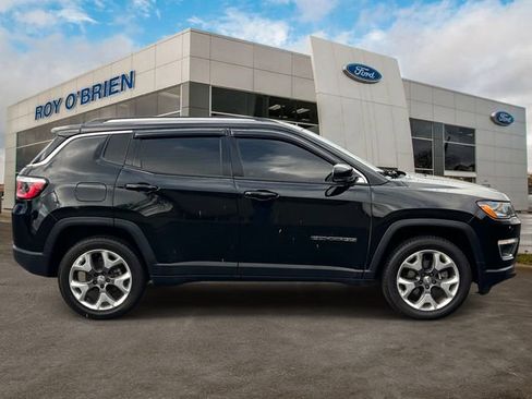 Used 2019 Jeep Compass Limited AWD/4WD image 6