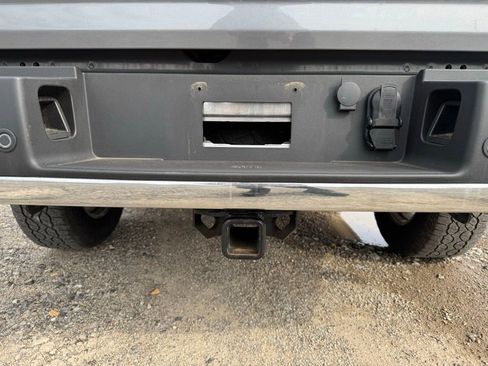 Used 2025 Ford F150 XLT w/ Equipment Group 301A Standard AWD/4WD image 5