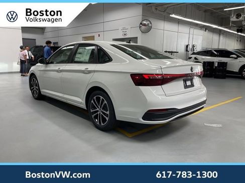 New 2025 Volkswagen Jetta Sport FWD image 2