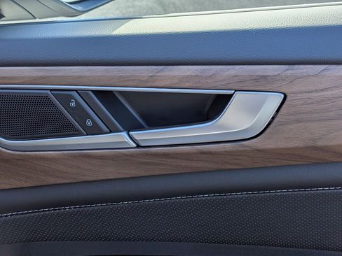 New 2026 Volkswagen Atlas SE image 34