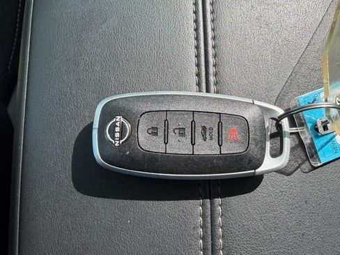 Certified 2024 Nissan Sentra SV FWD image 17