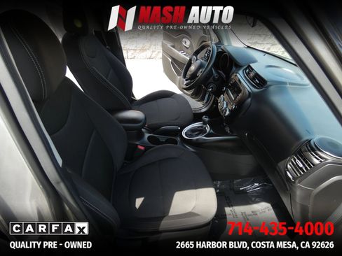Used 2018 Kia Soul FWD image 19