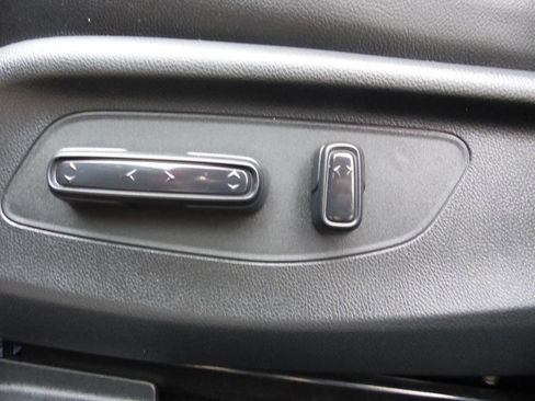 Used 2026 Honda HR-V EX-L image 23