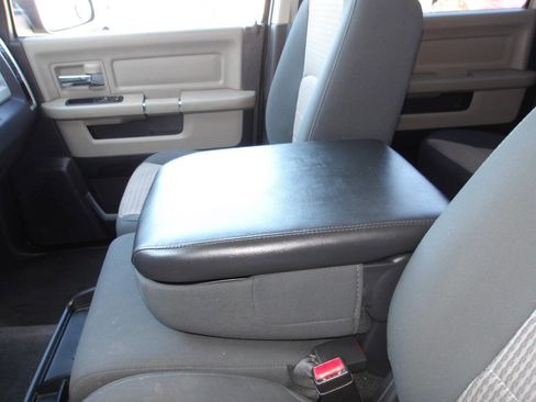 Used 2012 RAM 1500 Classic SLT image 17