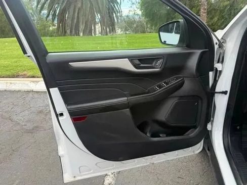 Used 2021 Ford Escape S FWD image 7