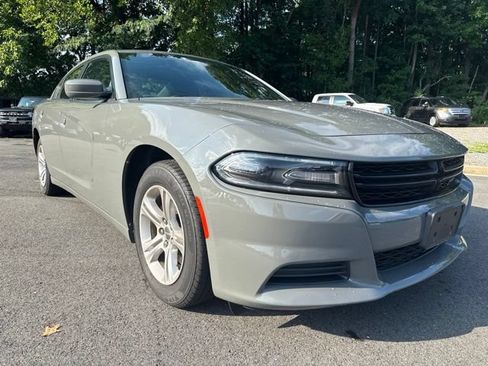 Used 2019 Dodge Charger SXT RWD image 7