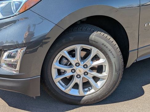 Used 2018 Chevrolet Equinox LS image 10