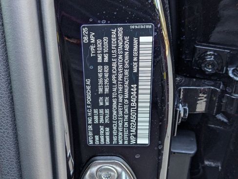 New 2026 Porsche Macan S image 30