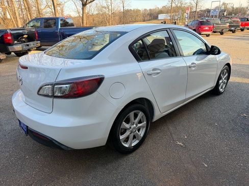 Used 2011 MAZDA MAZDA3 i Touring image 4