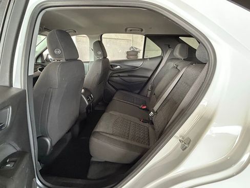 Used 2022 Chevrolet Equinox LT image 43