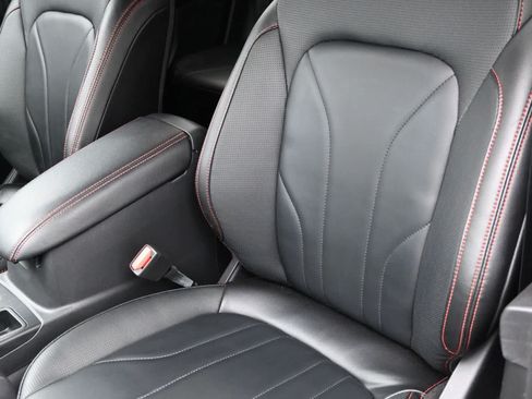 Certified 2025 Ford Escape ST-Line Elite w/ Premium Technology Package AWD/4WD image 34