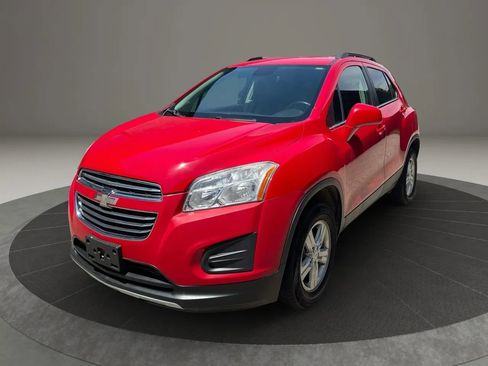 Used 2015 Chevrolet Trax LT w/ LT Plus Package AWD/4WD image 1