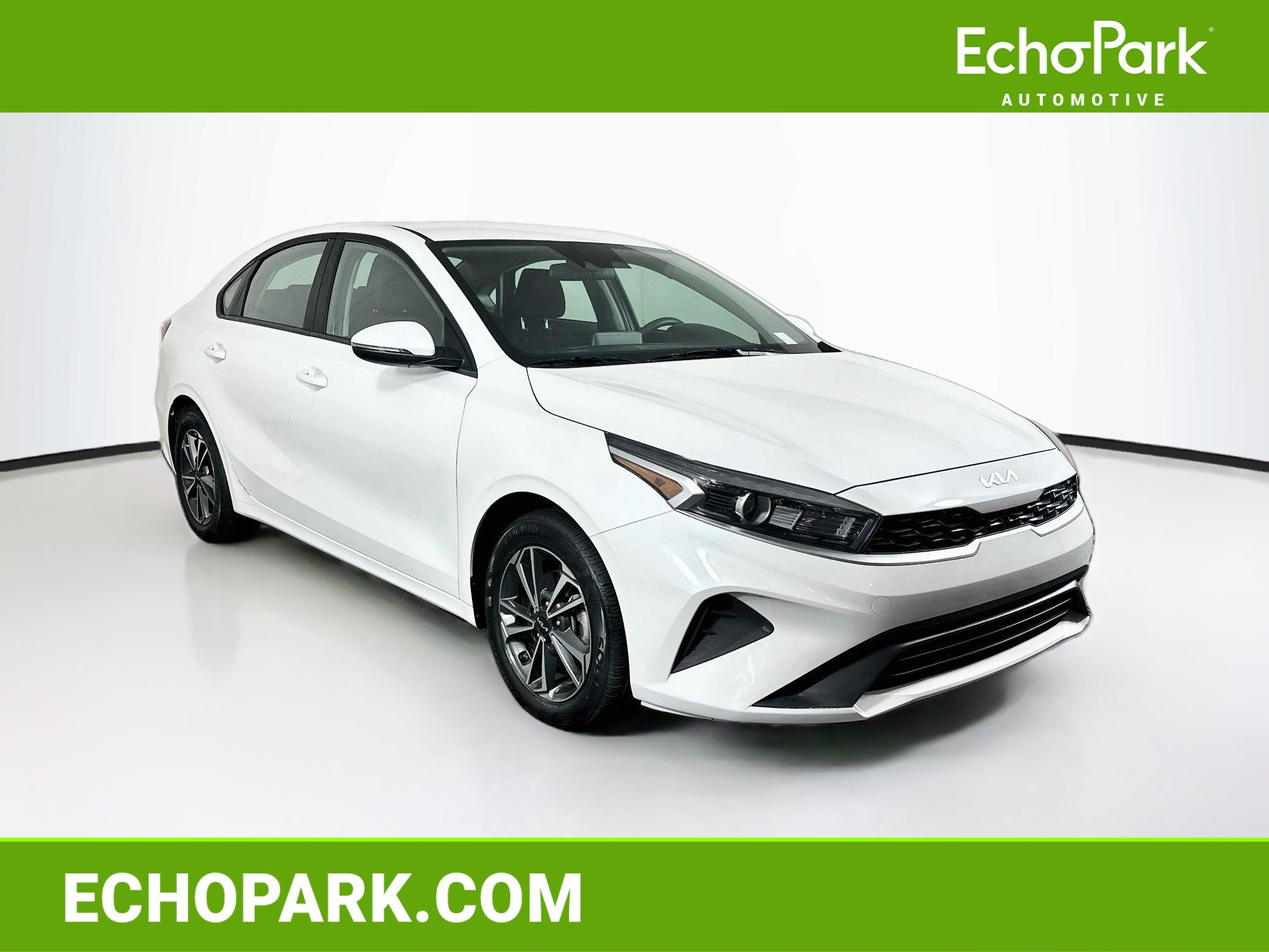 Used 2024 Kia Forte LXS w/ LXS Technology Package FWD image 1