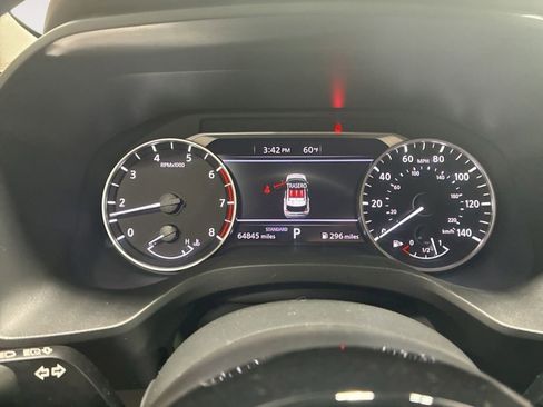 Used 2023 Nissan Rogue SV image 15