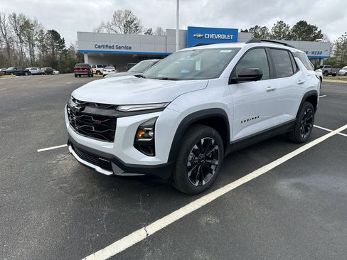 New 2026 Chevrolet Equinox RS image 4