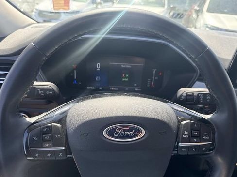 Used 2024 Ford Escape Active AWD/4WD image 29