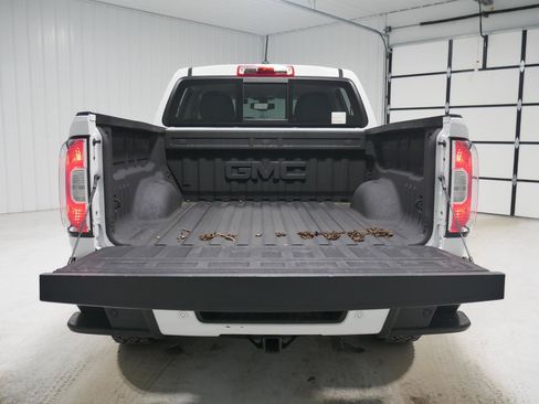 Used 2022 GMC Canyon AT4 image 26