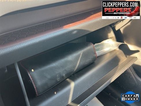 Used 2021 Toyota RAV4 Limited image 19