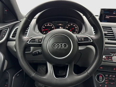 Used 2016 Audi Q3 2.0T Prestige w/ Prestige Package AWD/4WD image 19