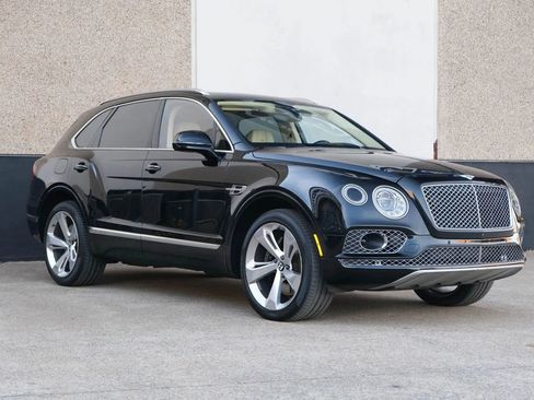 Used 2018 Bentley Bentayga image 4