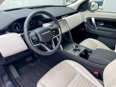 Certified 2025 Land Rover Discovery Sport S AWD/4WD image 13