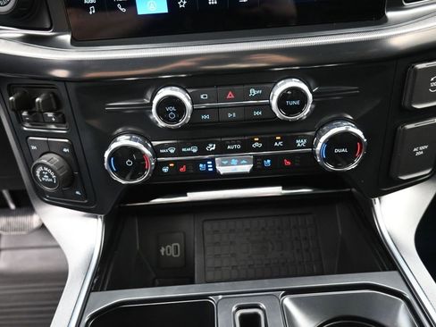 Certified 2025 Ford F150 Platinum w/ Equipment Group 702A High image 9