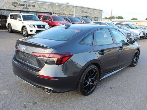 Used 2025 Honda Civic Sport image 7