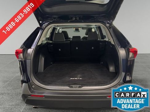 Used 2021 Toyota RAV4 XLE w/ Convenience Package AWD/4WD image 14