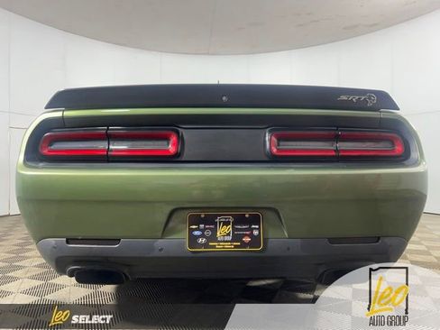 Used 2018 Dodge Challenger SRT Hellcat RWD image 7