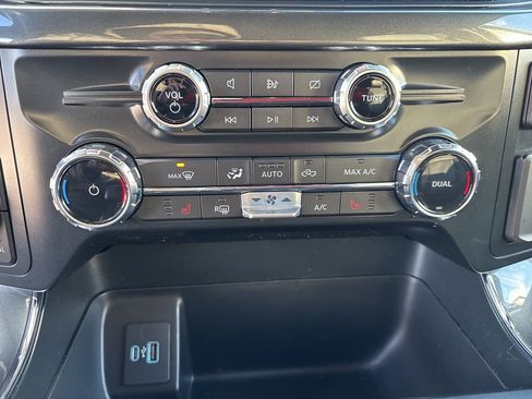 Used 2022 Ford F150 XLT w/ Equipment Group 302A High image 41