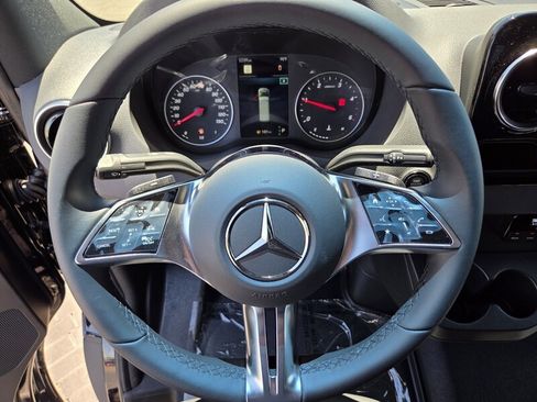 New 2026 Mercedes-Benz Sprinter 2500 image 24