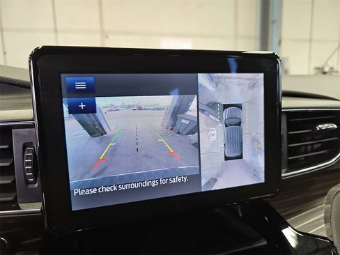 Used 2022 Ford Explorer Limited image 23