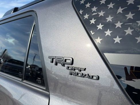 Used 2023 Toyota 4Runner TRD Off-Road Premium w/ Moonroof Package AWD/4WD image 24