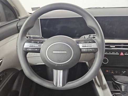 Used 2025 Hyundai Tucson SEL AWD/4WD image 15