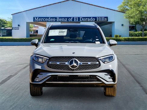 New 2025 Mercedes-Benz GLC 350e 4MATIC image 6
