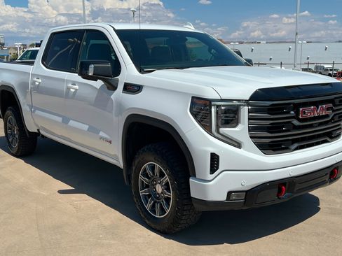 Used 2025 GMC Sierra 1500 AT4 AWD/4WD image 8