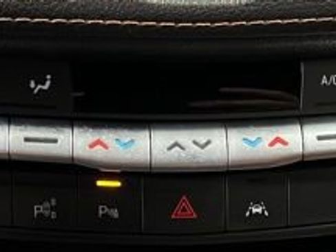 Used 2020 Cadillac XT4 Sport AWD/4WD image 34