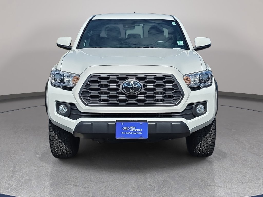 Used 2022 Toyota Tacoma TRD Off-Road AWD/4WD image 2
