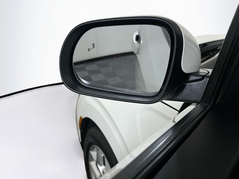 Used 2022 Kia Soul LX w/ Technology Package FWD image 16