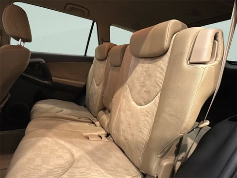 Used 2011 Toyota RAV4 4WD image 9